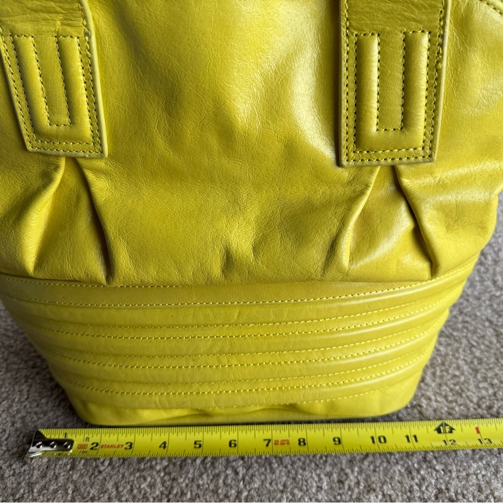 **RARE** Walter Baker Trapunto Yellow Shoulder Bag Leather EUC - Picture 6 of 16